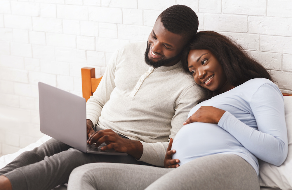 online Christmas shopping for pregnant women